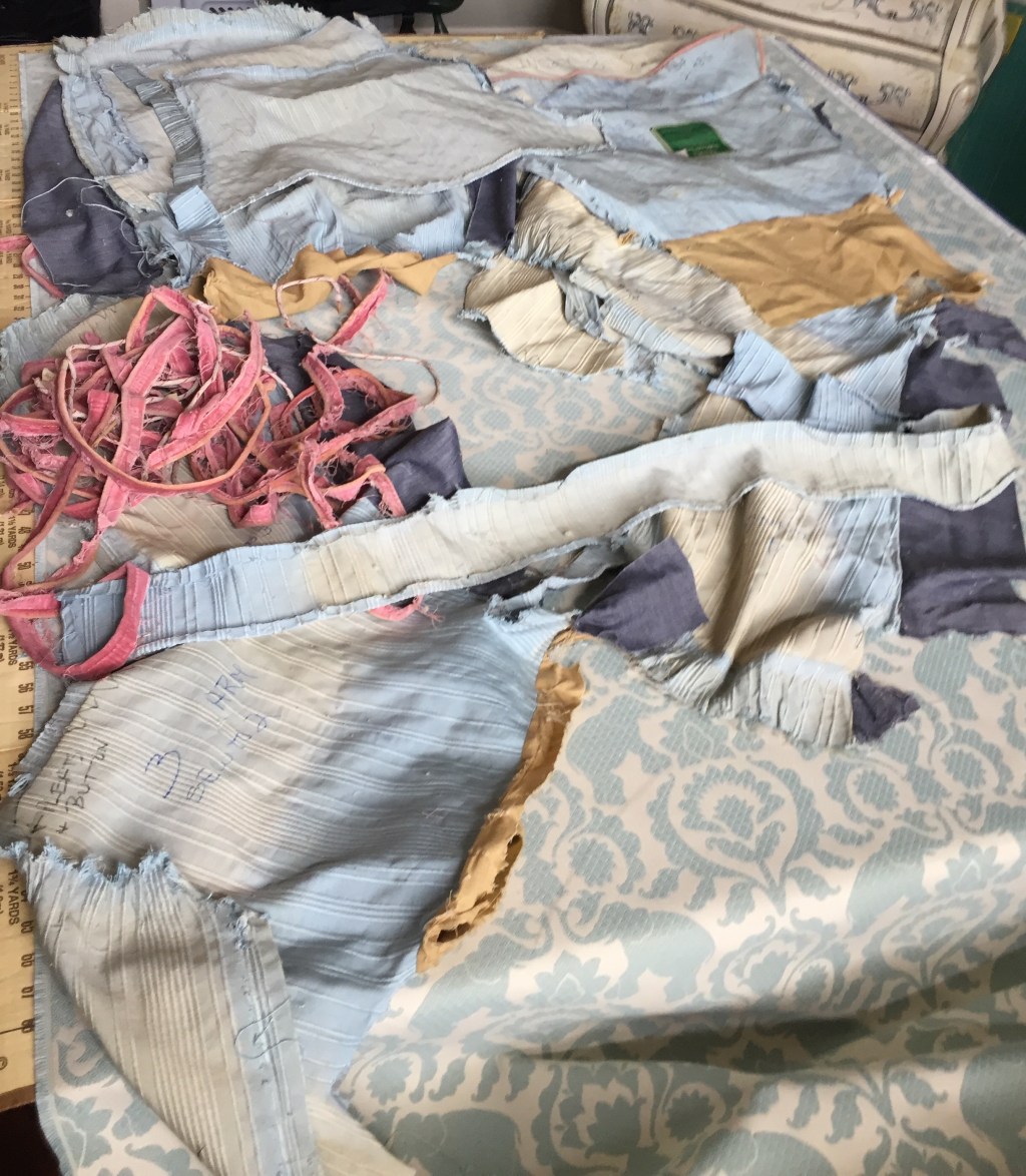 My Reupholstery Procrastination-Mode